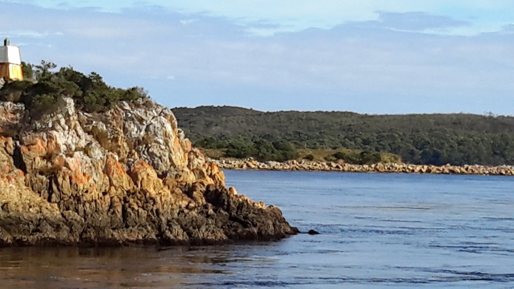 Channel-Marker-Hells-Gate-Strahan-Tas.jpg